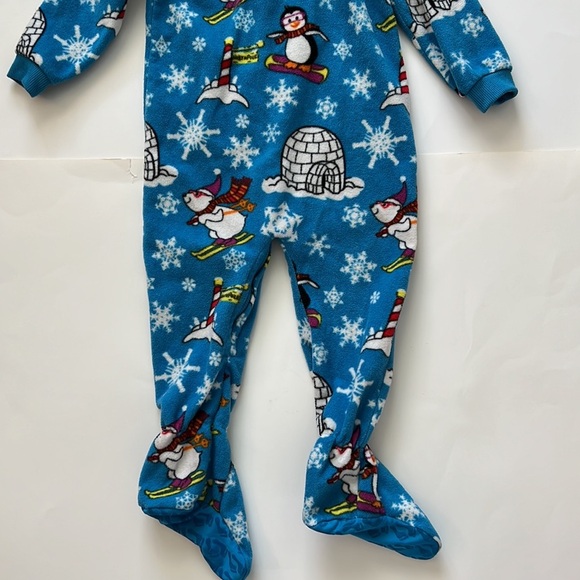 Footed Pajamas "Winter Wonderland" Toddler Hoodie Fleece Onesie Size Small - Picture 7 of 10